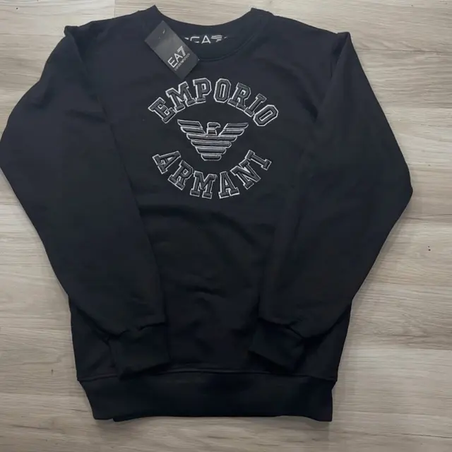 Polerón Emporio Armani · Bordado 3D